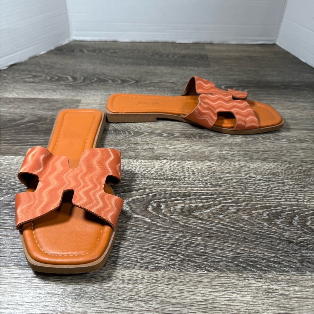 Nasty‎ Gal Shoes Women Sz:8.5 Orange Sandal Slides Y2K Summer Dopamine
